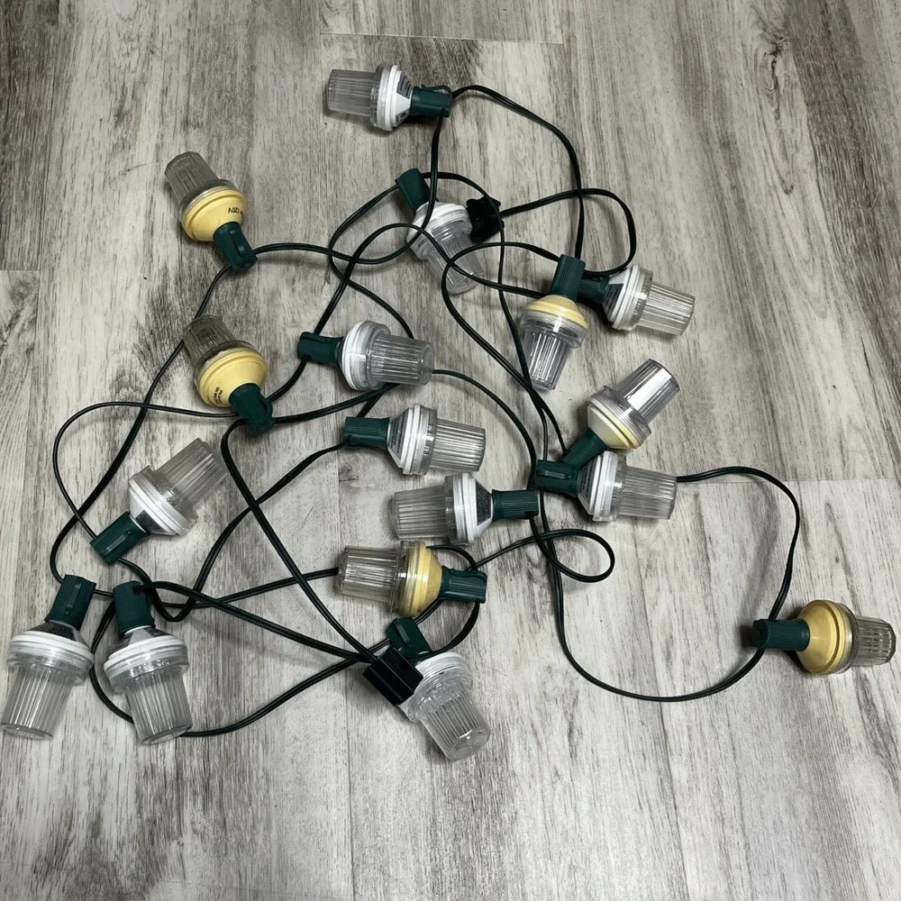 17 Pcs 120v Strobe C9 Christmas Lights Outdoor Waterproof LED Incandescent White